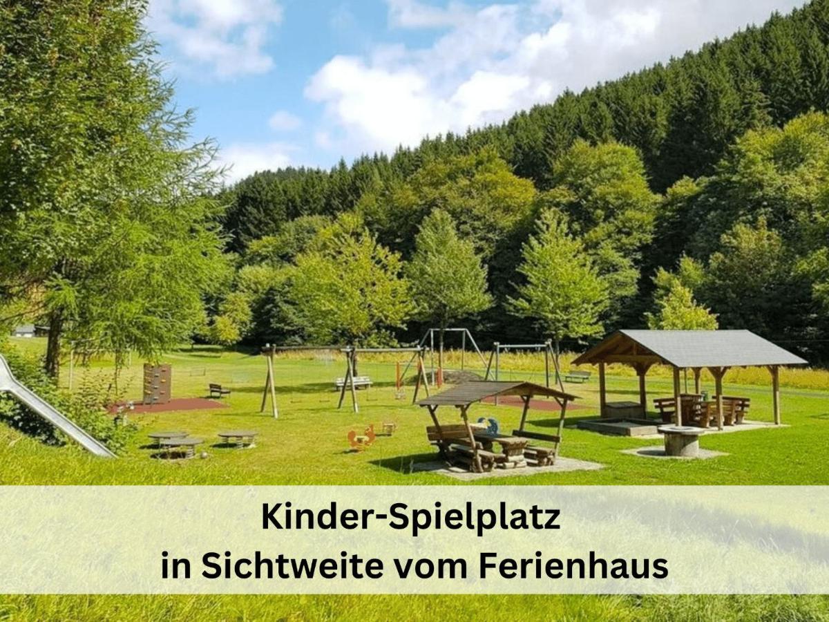 Ferienhaus Grimme - 350M2, 18 Betten - Mit Indoorspielplatz, Pool, Grosser Terrasse, Grill, Sauna, Kicker, Dart, Uvm - Ideal Fuer Familien Schmallenberg Buitenkant foto